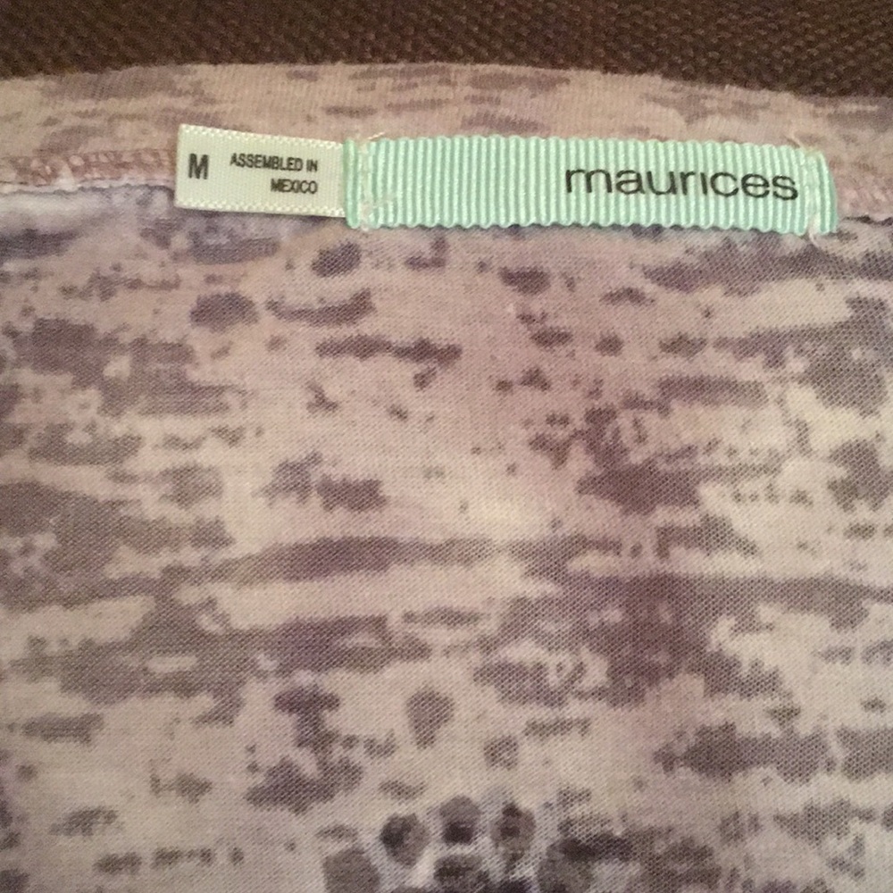 Maurice’s tees - Picture 3 of 7